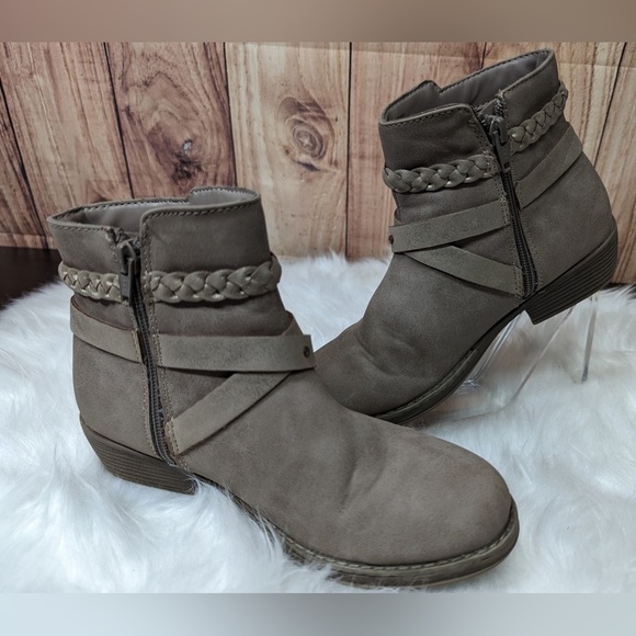 Sonoma Girls Ankle Boots size 4M autumn stone with buckle strap and zipper - Picture 1 of 7